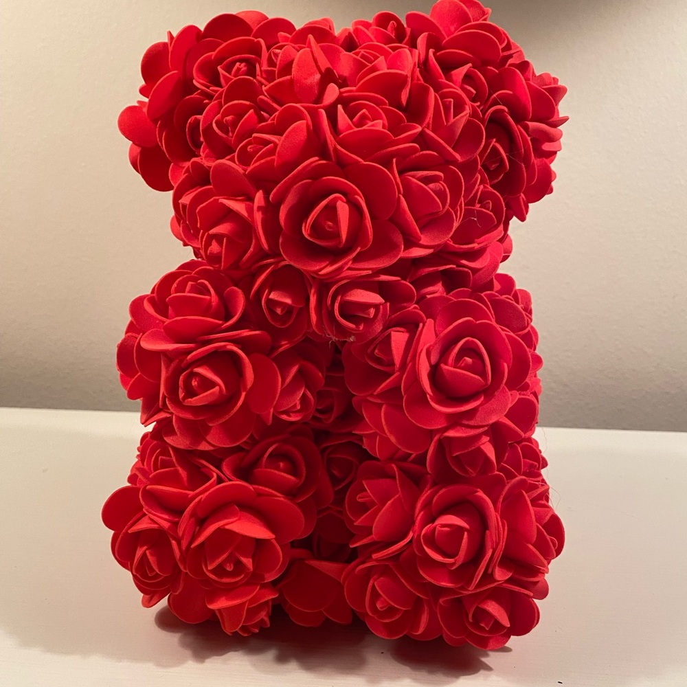 Moon River Red Rose Bear Decor